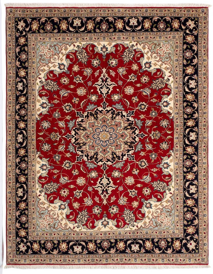 Detail image of 5' x 6' 10 Tabriz Rug