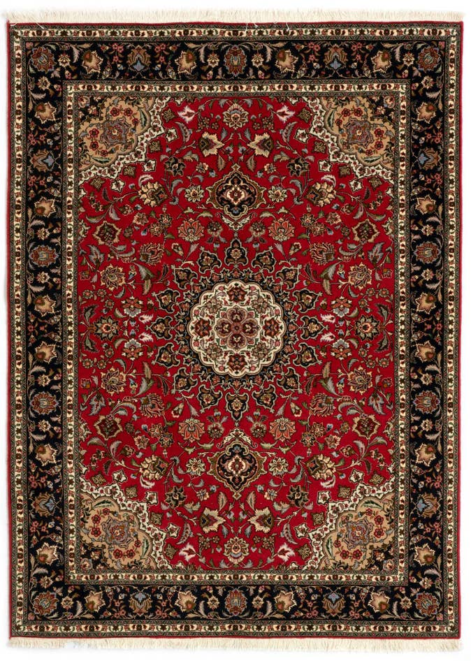 Detail image of 4' 11 x 6' 8 Tabriz Rug