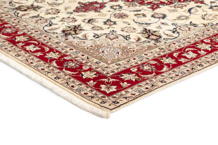 Detail image of 5' 1 x 6' 10 Tabriz Rug
