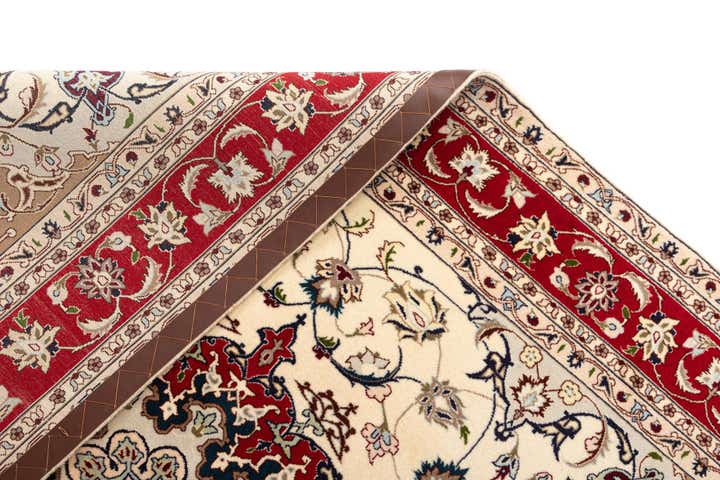 5' 1 x 6' 10 Tabriz Rug