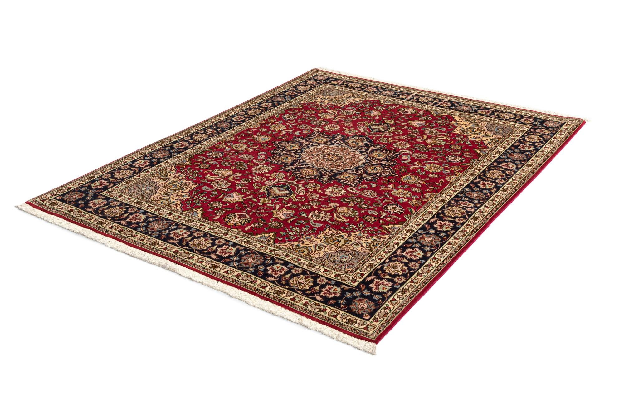 5' 1 x 6' 5 Tabriz Rug