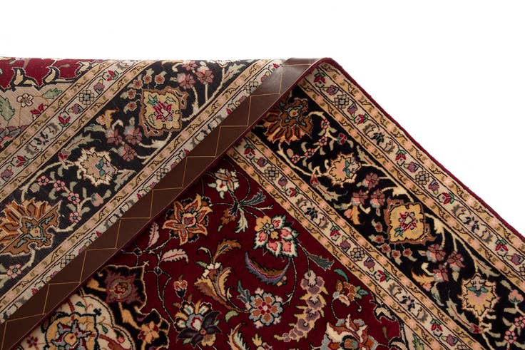 Detail image of 4' 11 x 6' 11 Tabriz Rug