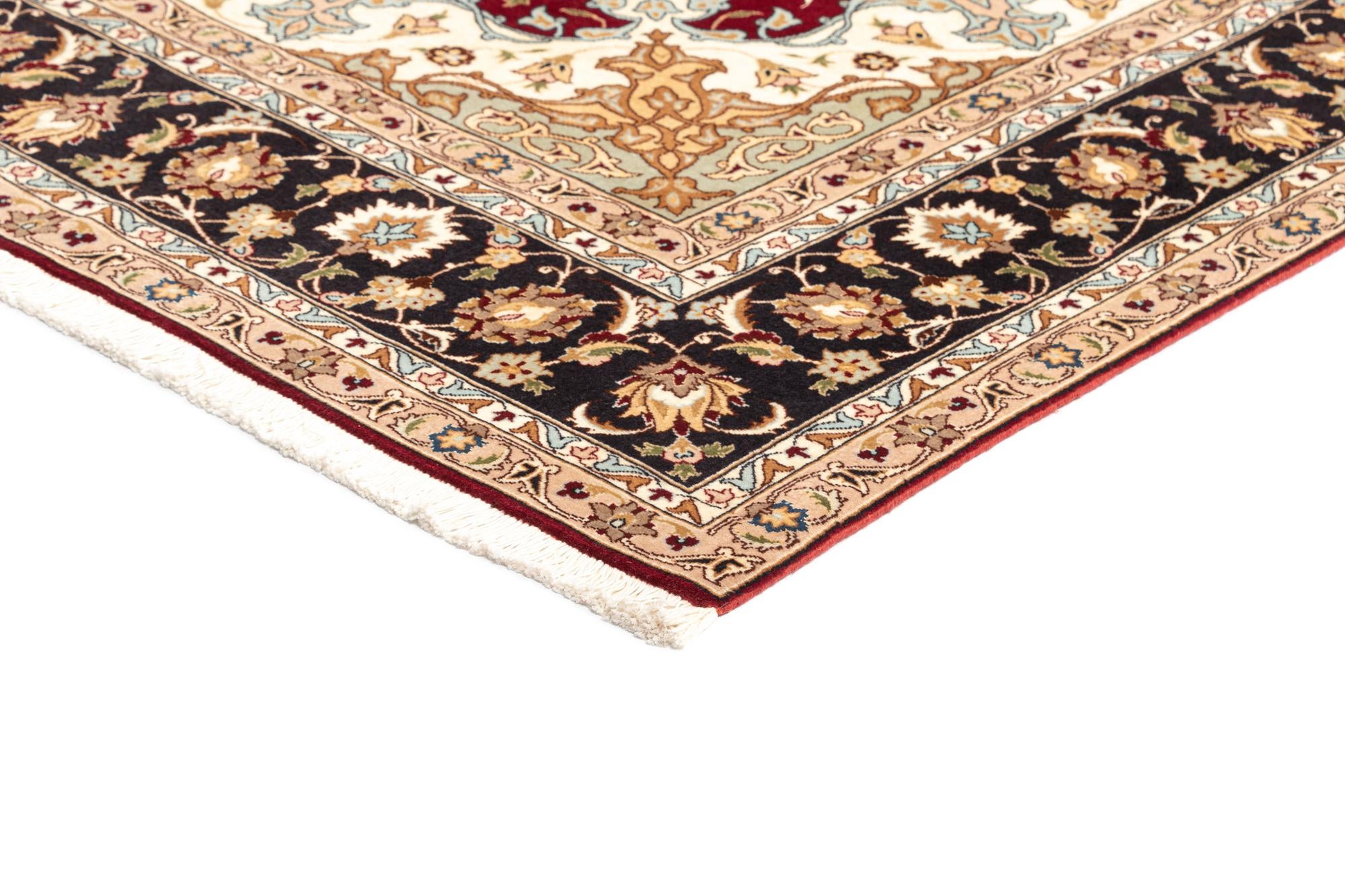 6' 8 x 10' 1 Tabriz Rug