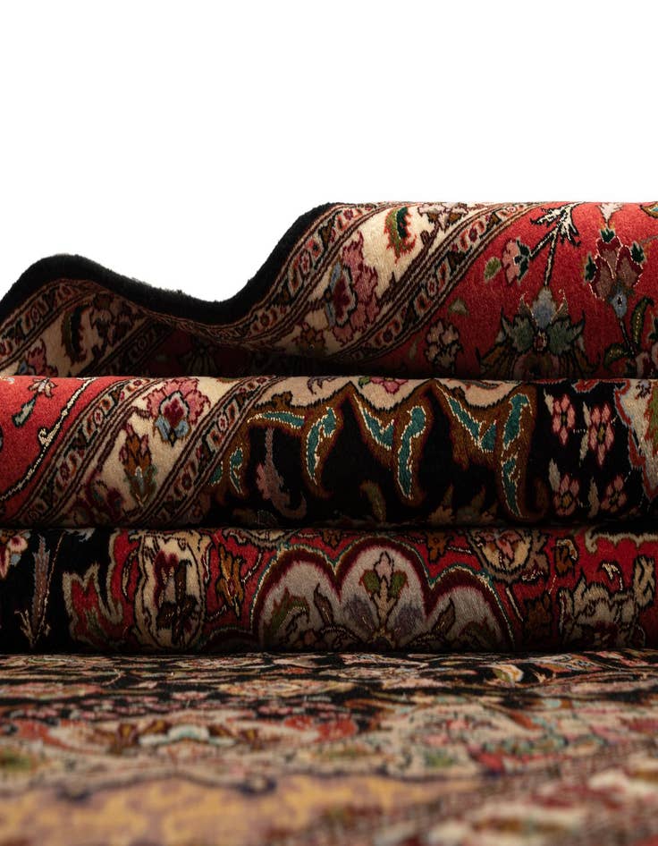 Detail image of 6' 11 x 8' 4 Tabriz Rug