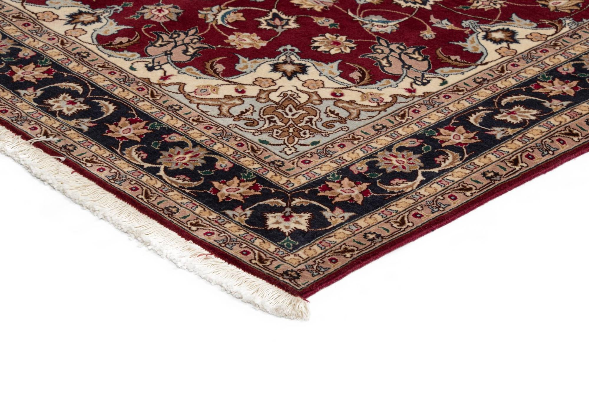 5' 1 x 6' 6 Tabriz Rug