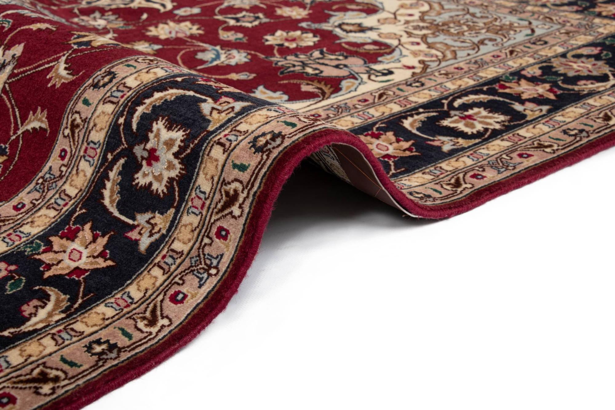 5' 1 x 6' 6 Tabriz Rug