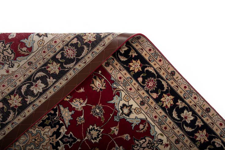 Detail image of 5' x 6' 9 Tabriz Rug