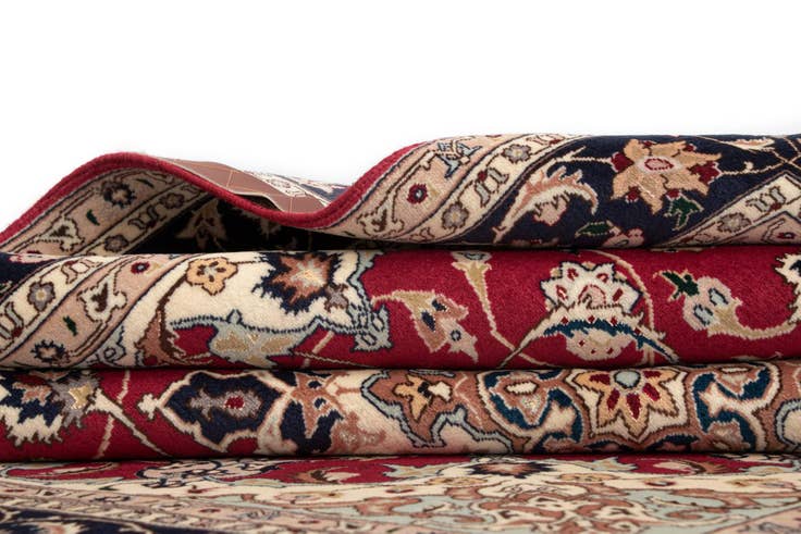 Detail image of 5' 1 x 6' 6 Tabriz Rug