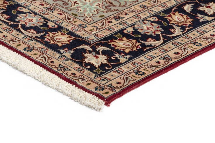 Detail image of 5' x 6' 9 Tabriz Rug