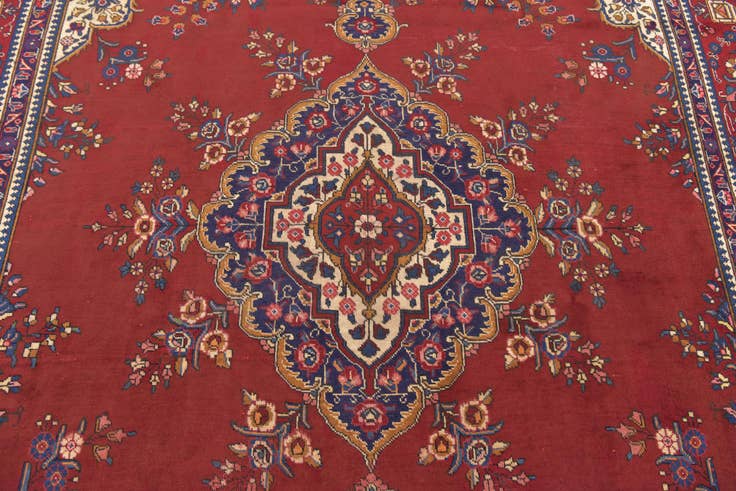 Detail image of 9' 6 x 12' 5 Hand Knotted Tabriz Persian Wool Rug