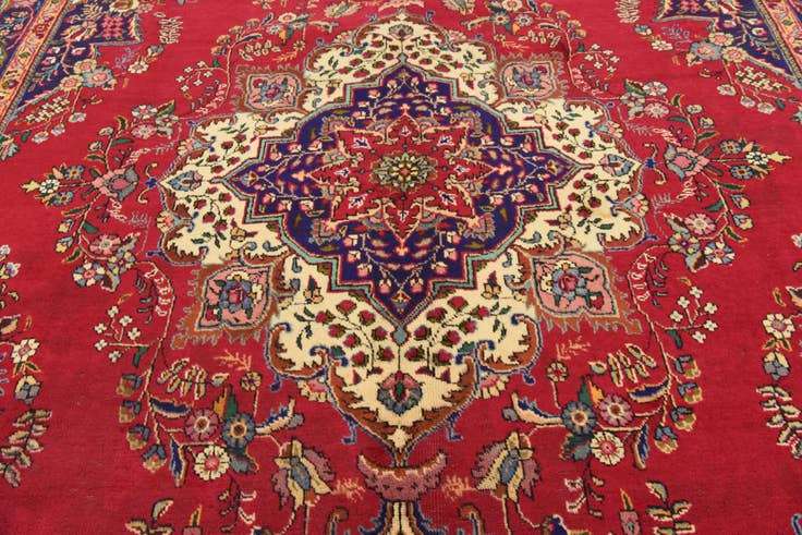 Detail image of 9' 10 x 12' 10 Hand Knotted Tabriz Persian Wool Rug