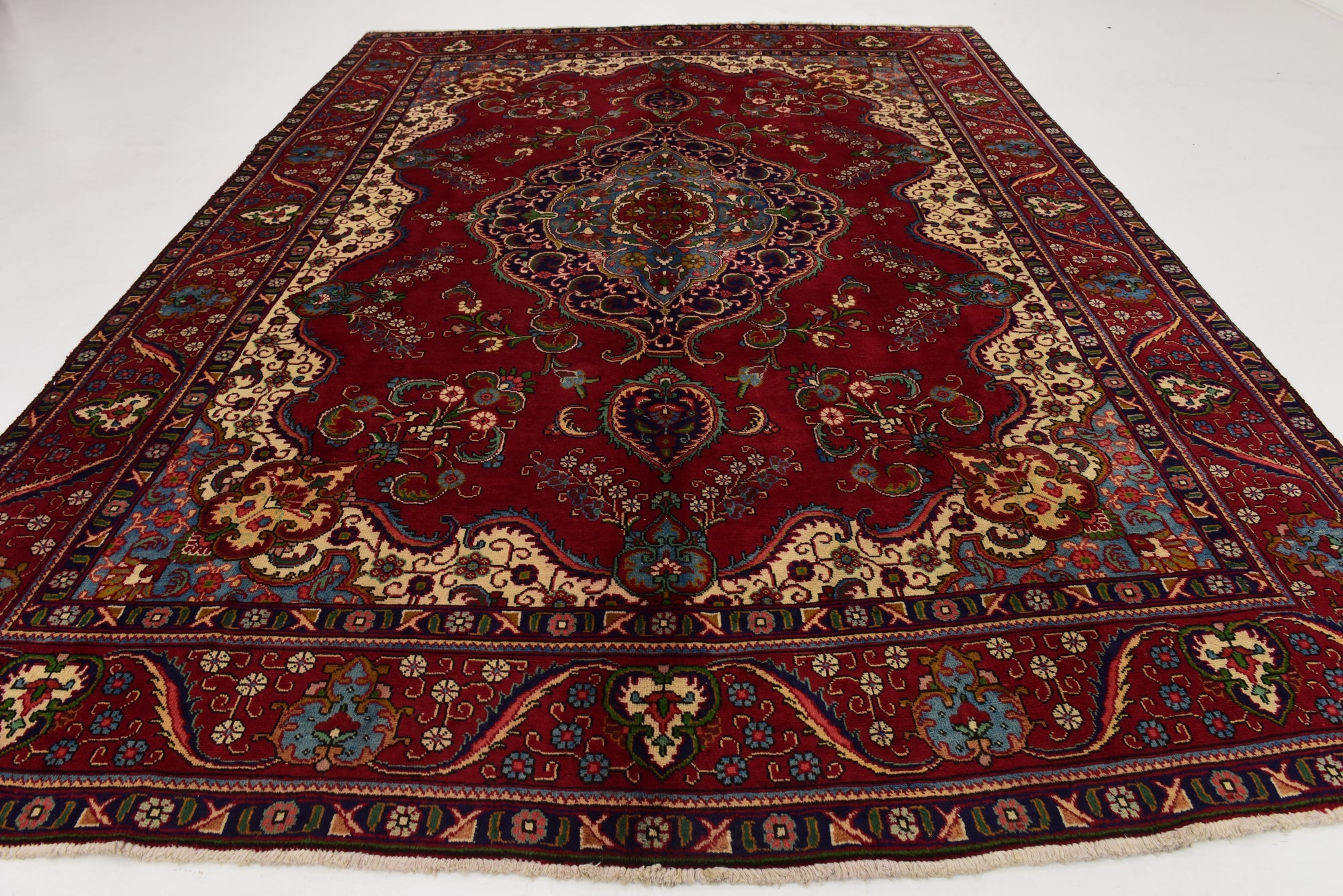9' 7 x 13' Hand Knotted Tabriz Persian Wool Rug