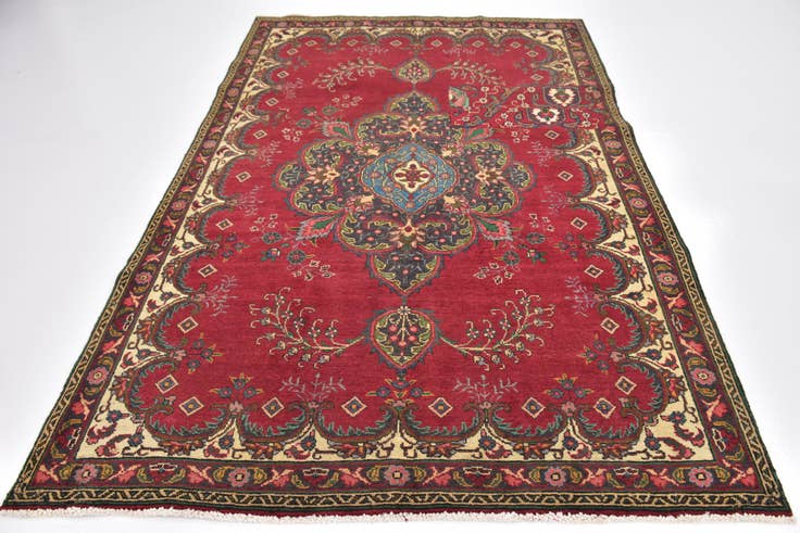 Detail image of 5' 7 x 8' 9 Hand Knotted Tabriz Persian Wool Rug