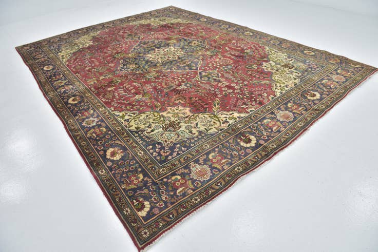 Detail image of 9' 6 x 12' 9 Hand Knotted Tabriz Persian Wool Rug