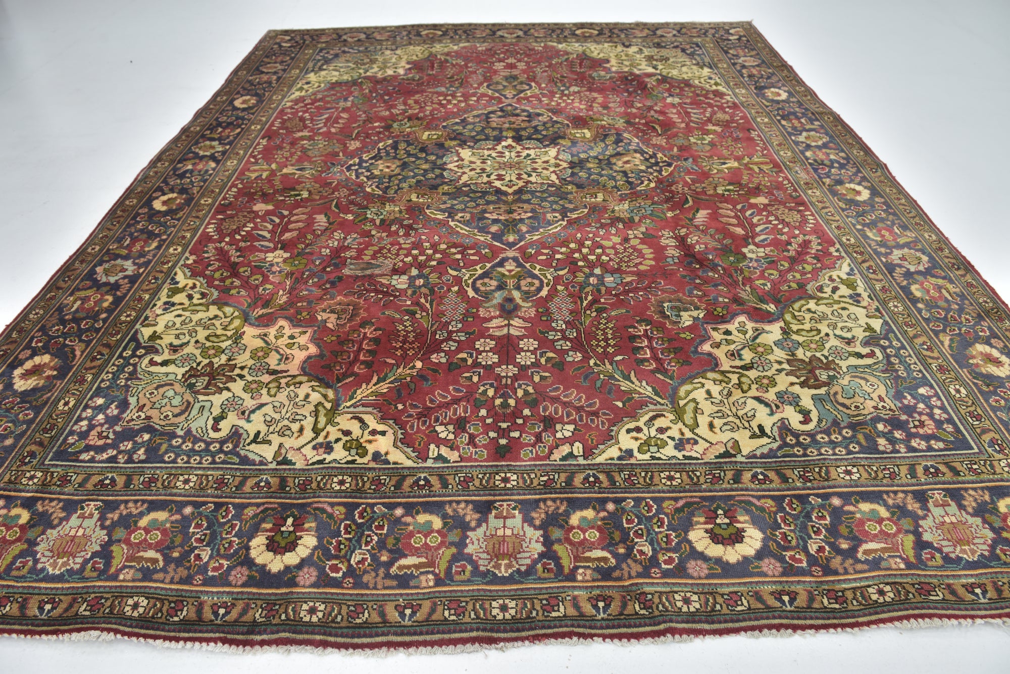 9' 6 x 12' 9 Hand Knotted Tabriz Persian Wool Rug