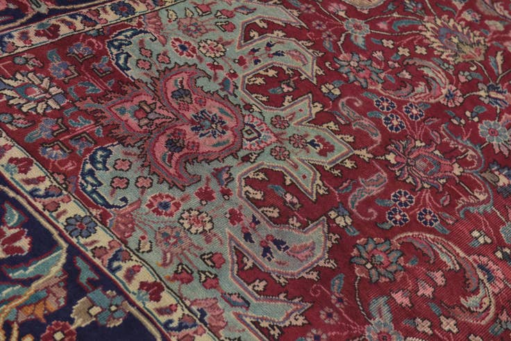 Detail image of 9' 8 x 13' 2 Hand Knotted Tabriz Persian Wool Rug