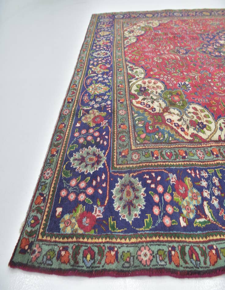 Detail image of 9' 8 x 13' Hand Knotted Tabriz Persian Wool Rug