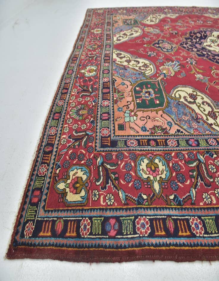 Detail image of 9' 10 x 12' 7  Hand Knotted Tabriz Persian Wool Rug