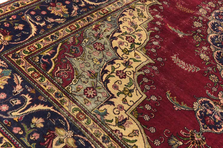Detail image of 9' 8 x 13' Hand Knotted Tabriz Persian Wool Rug