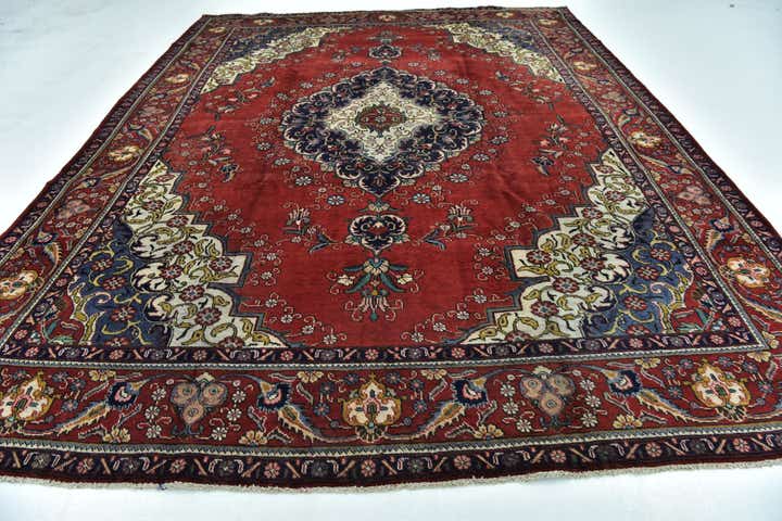 9' 10 x 13' Hand Knotted Tabriz Persian Wool Rug
