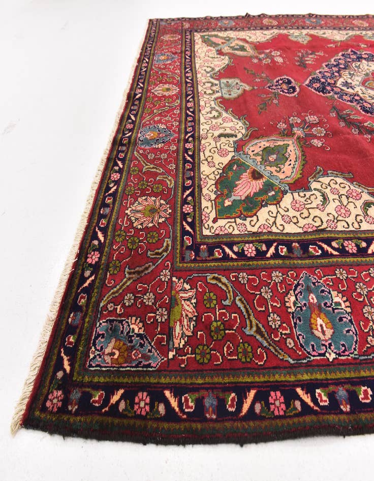 Detail image of 9' 7 x 12' 8 Hand Knotted Tabriz Persian Wool Rug