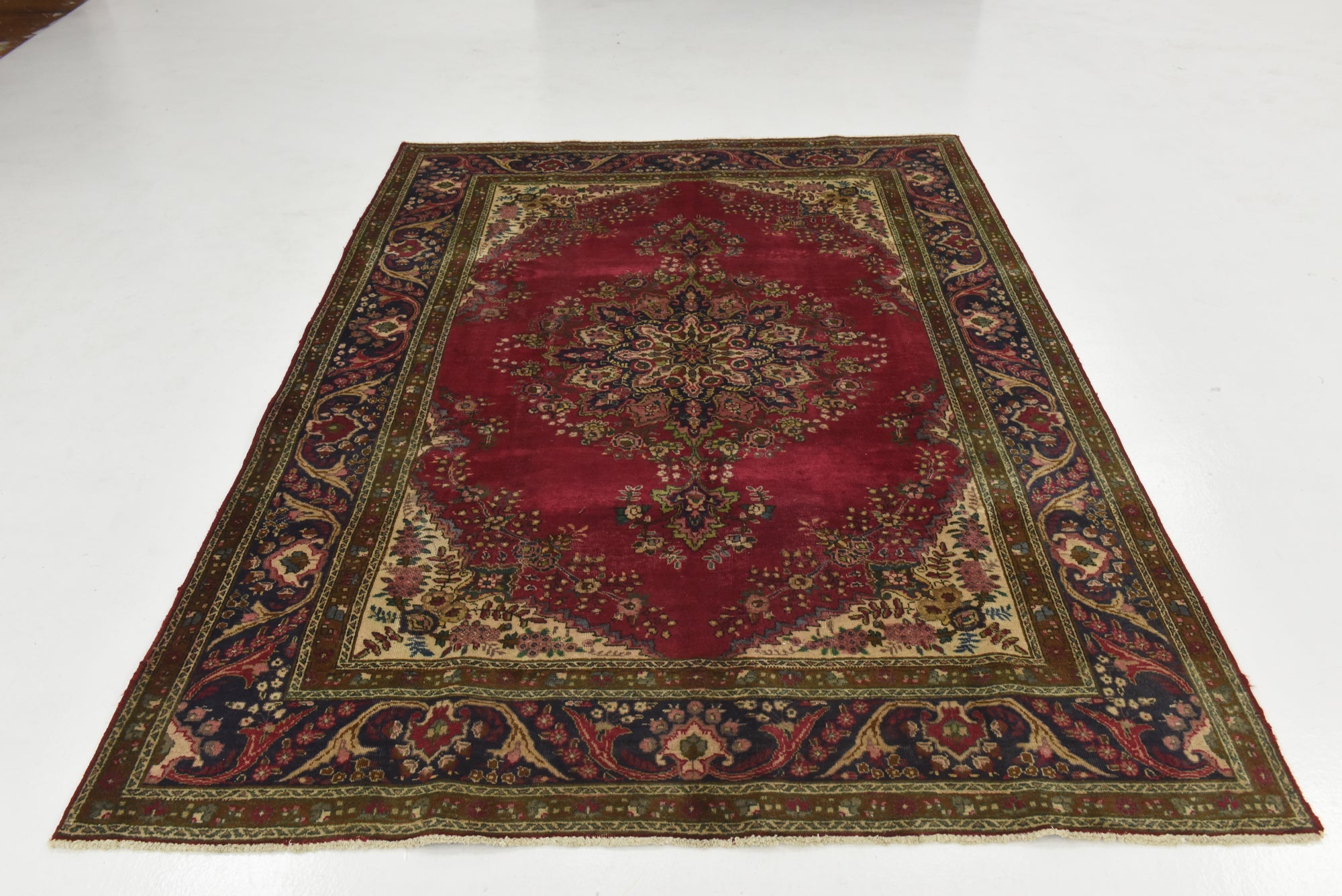 7' x 9' 6 Hand Knotted Tabriz Persian Wool Rug