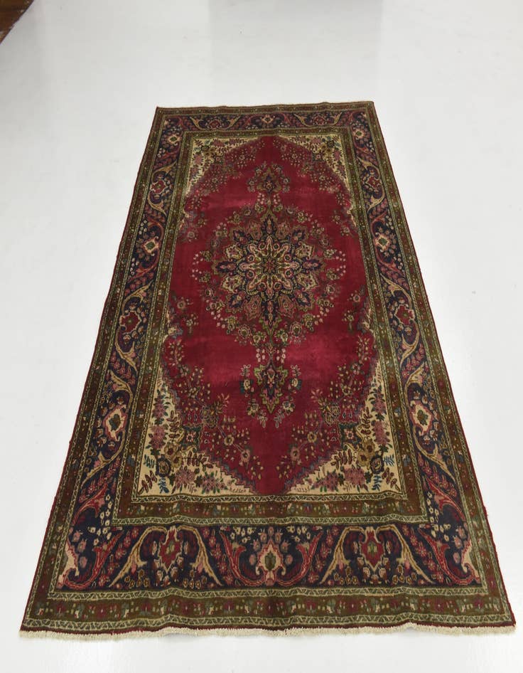 Detail image of 7' x 9' 6 Hand Knotted Tabriz Persian Wool Rug