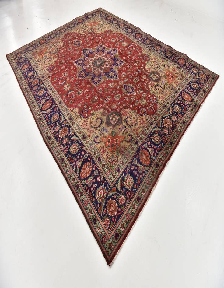 Detail image of 9' 10 x 12' 10  Hand Knotted Tabriz Persian Wool Rug