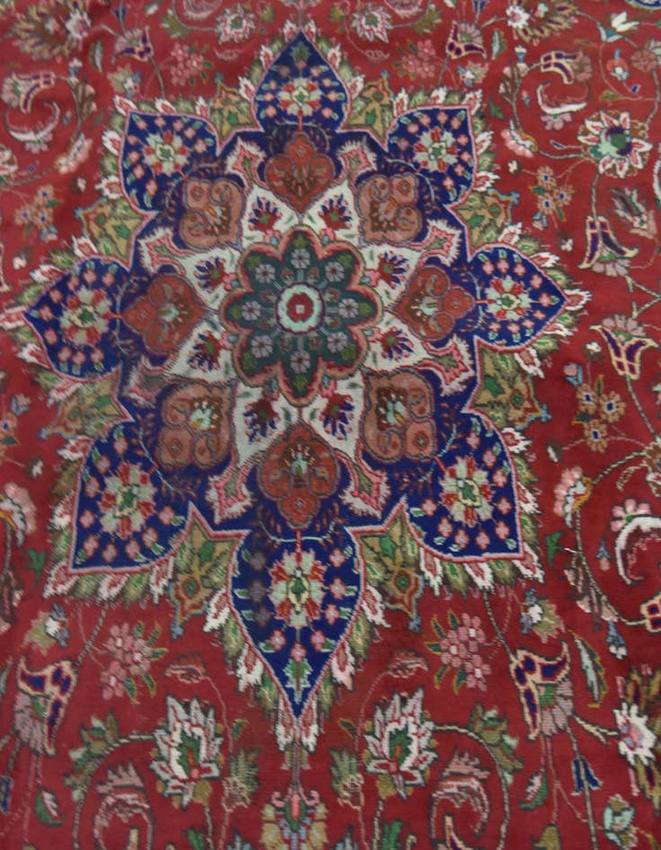 Detail image of 9' 10 x 12' 10  Hand Knotted Tabriz Persian Wool Rug
