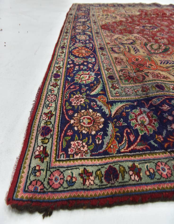 Detail image of 9' 10 x 12' 10  Hand Knotted Tabriz Persian Wool Rug