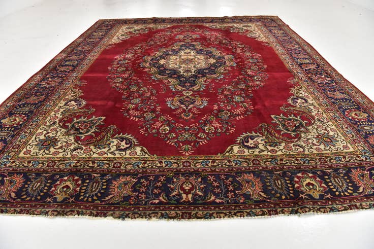 Detail image of 10' x 12' 6 Hand Knotted Tabriz Persian Wool Rug