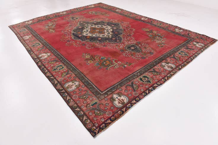 Detail image of 9' 7 x 12' 8 Hand Knotted Tabriz Persian Wool Rug