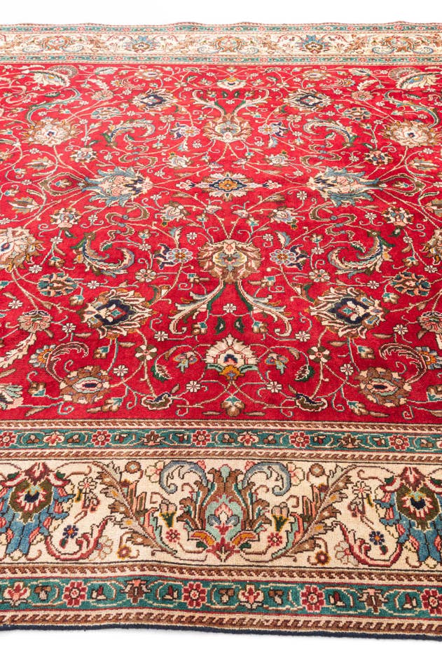 Detail image of 9' 8 x 12' 6 Hand Knotted Tabriz Persian Wool Rug