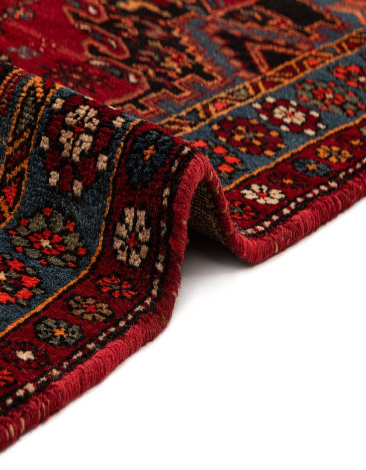 Detail image of 4' 1 x 6' Taleghan Rug