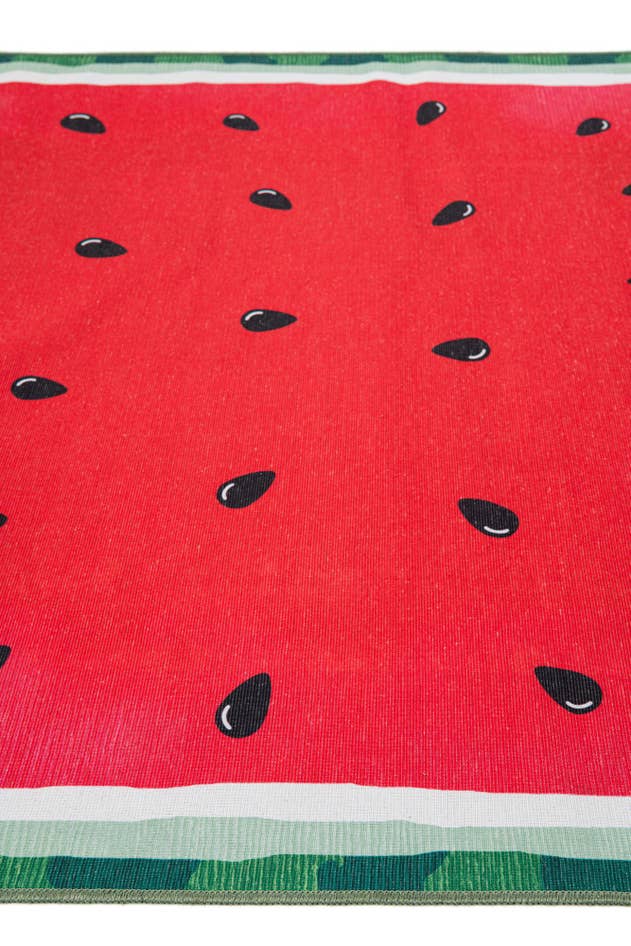 Detail image of 5' 3 x 7' 8 Washable Timeless Rug