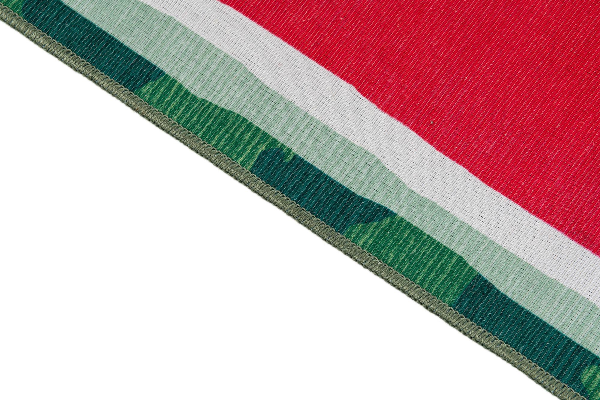5' 3 x 7' 8 Washable Timeless Rug