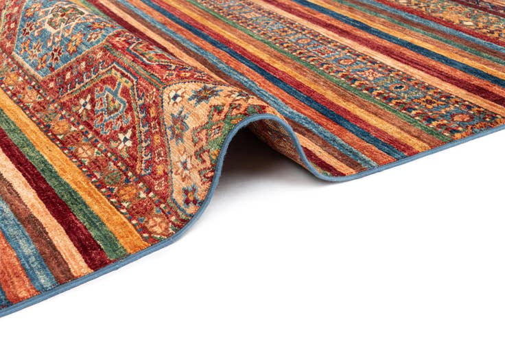 Detail image of 6' 10 x 9' 8 Torkman Wool Rug