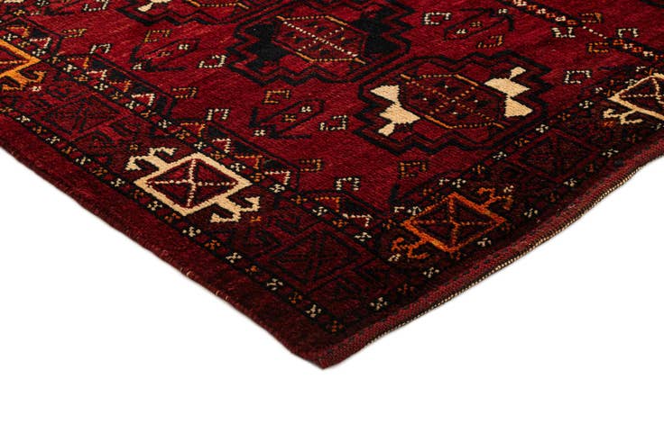 Detail image of 3' 3 x 5' 5 Tschowal Rug