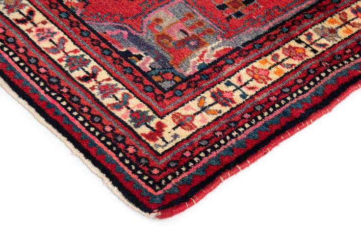 Detail image of 4' 2 x 7' 3 Tuyserkan Wool Rug