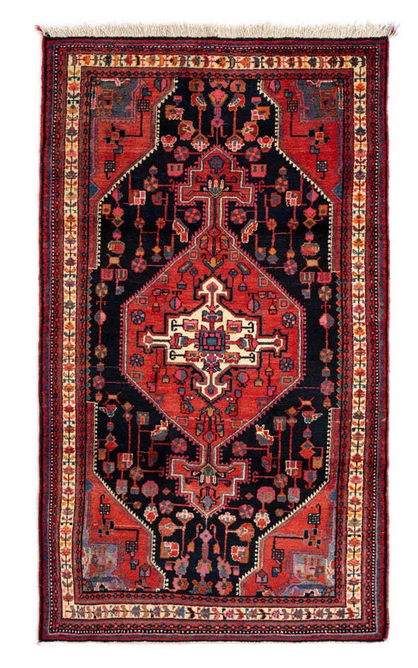 Detail image of 4' 2 x 7' 3 Tuyserkan Wool Rug