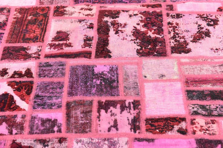 Detail image of 6' x 7' 6 Hand Knotted Ultra Vintage Persian Wool Rug