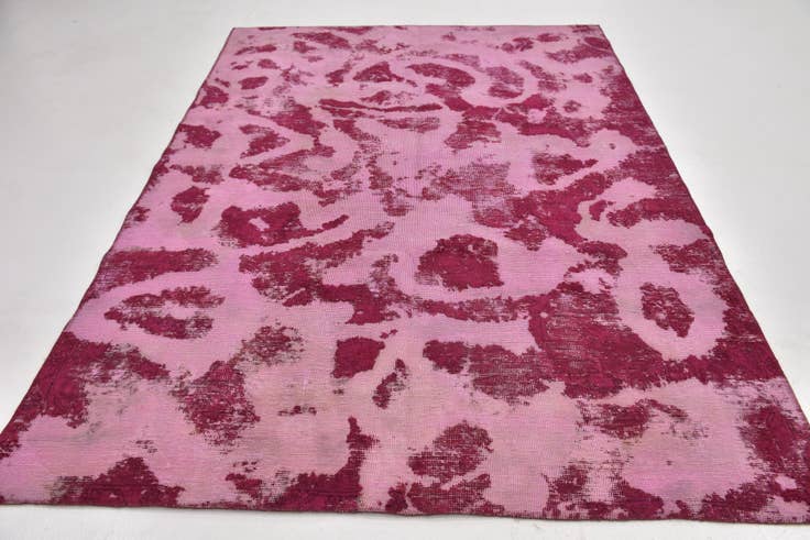 Detail image of 6' x 8' 8 Hand Knotted Ultra Vintage Persian Wool Rug