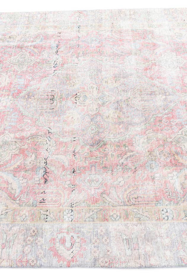 Detail image of 185cm x 280cm Hand Knotted Ultra Vintage Persian Wool Rug
