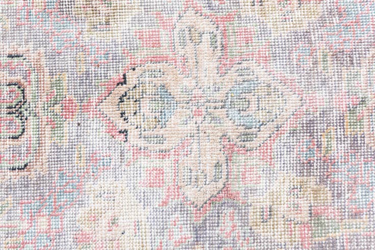 Detail image of 185cm x 280cm Hand Knotted Ultra Vintage Persian Wool Rug