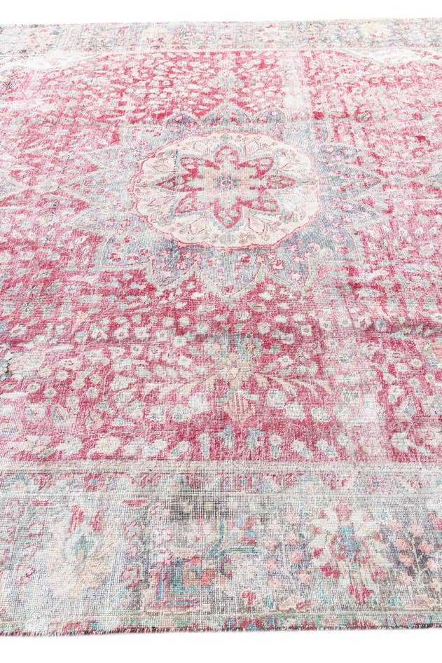 Detail image of 9' 5 x 13' 2 Hand Knotted Ultra Vintage Persian Wool Rug