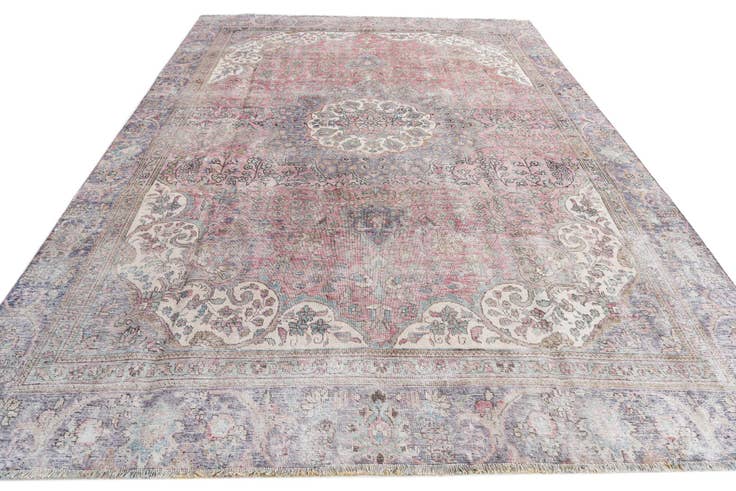 Detail image of 8' x 11' 3 Hand Knotted Ultra Vintage Persian Wool Rug