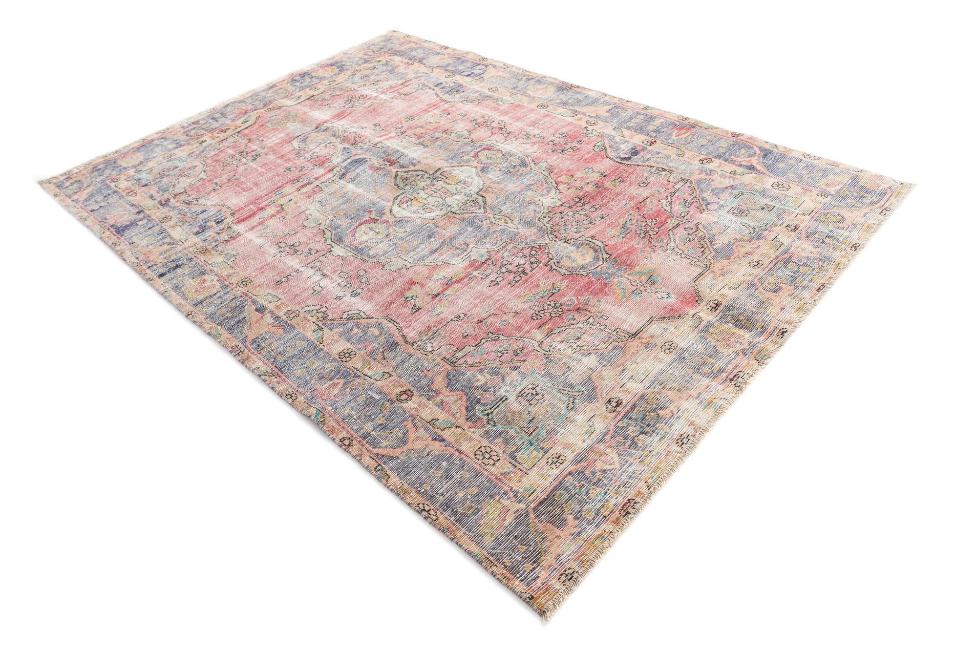 6' 6 x 9' Hand Knotted Ultra Vintage Persian Wool Rug