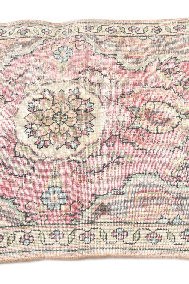 Detail image of 3' 2 x 4' 7 Hand Knotted Ultra Vintage Persian Wool Rug