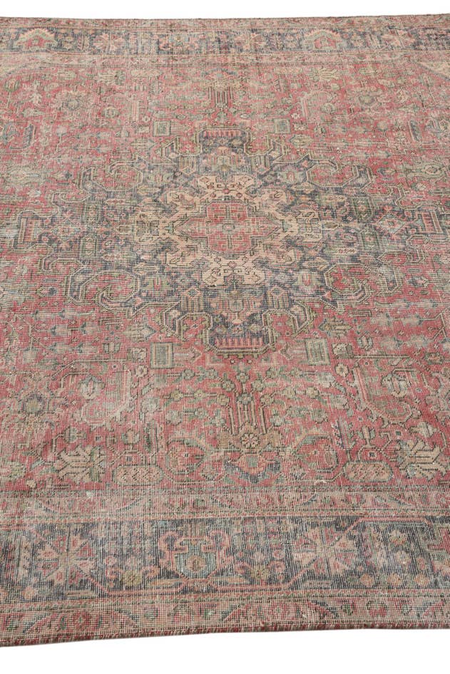 Detail image of 6' 8 x 9' 9 Hand Knotted Ultra Vintage Persian Wool Rug