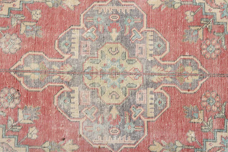 Detail image of 2' 10 x 4' 3 Hand Knotted Ultra Vintage Persian Wool Rug